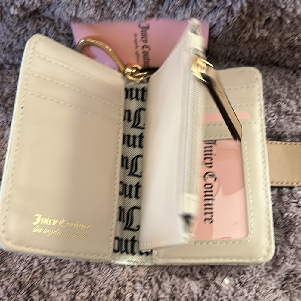 COPY -Juicy couture pecan white w/pecan wallet - Picture 7 of 12